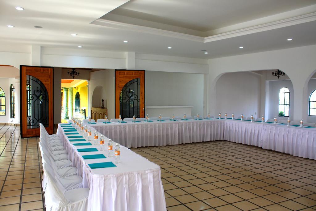 Hotel Oaxtepec Exteriör bild